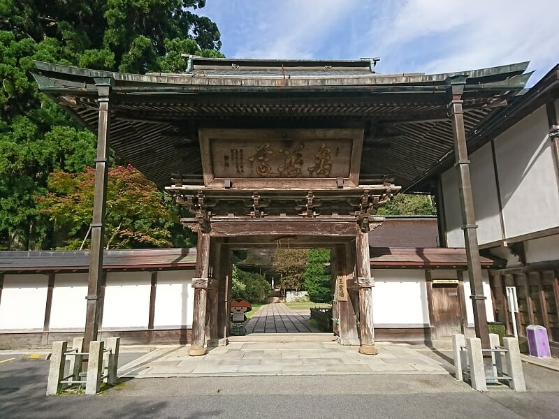 世界遺産の宿坊に泊まる 高野山 金剛三昧院 こんごうさんまいいん の一人旅宿泊記 みんなの一人旅